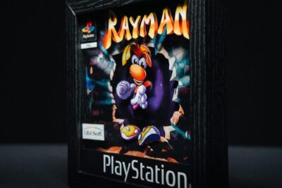Shadow Box Rayman cara b, edición artesanal en 3D ideal para coleccionistas y fans de los clásicos de PlayStation 1.